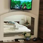 Halikarnas מלון 3*