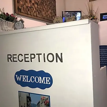 Halikarnas 3*